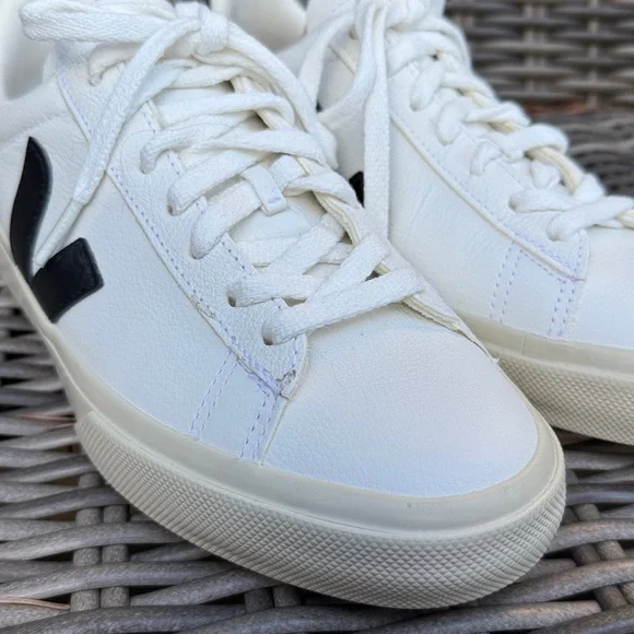 NEW Veja Chrome Free Leather Campo Sneakers-Sz 38/7-Extra White-Black Logo- - Picture 7 of 16